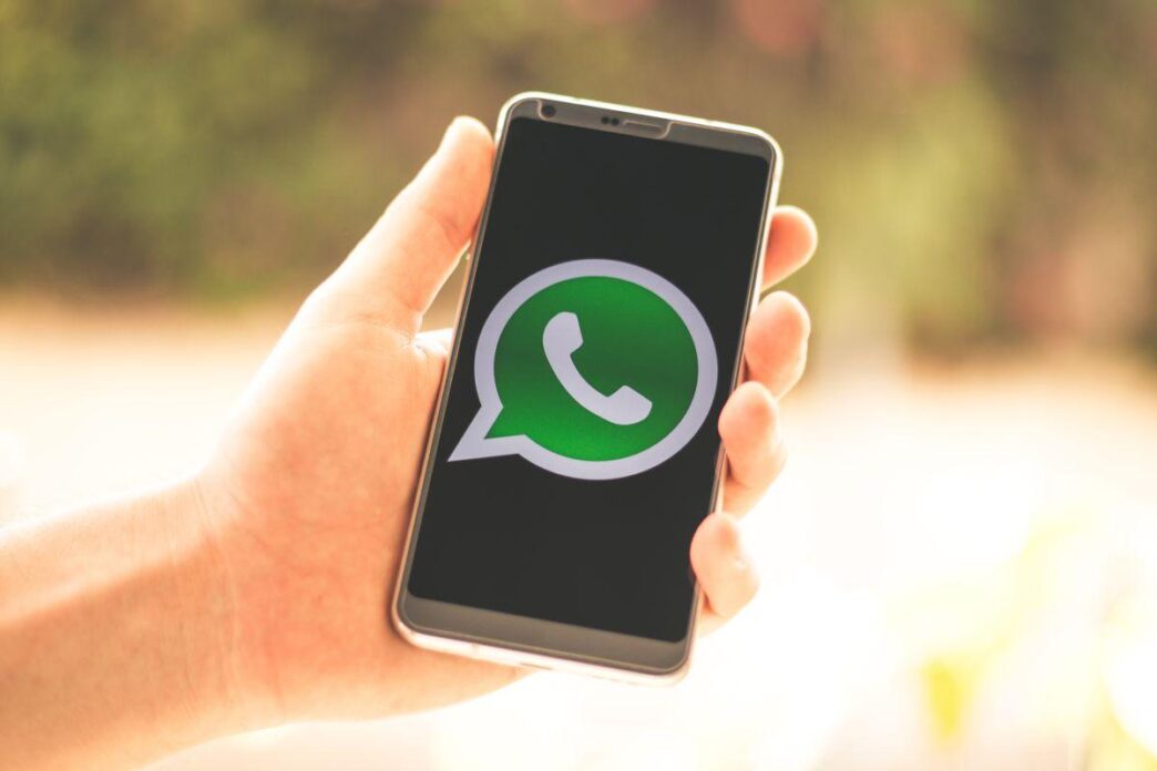 Whatsapp come scoprire con chi chatta di più