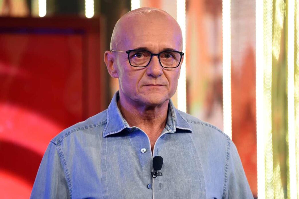 Alfonso Signorini via da Mediaset chi è l'erede