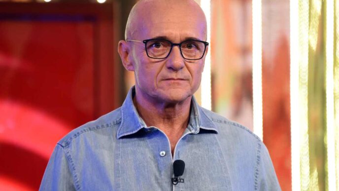 Alfonso Signorini via da Mediaset chi è l'erede