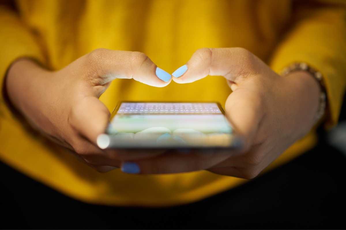 WhatsApp novità logout