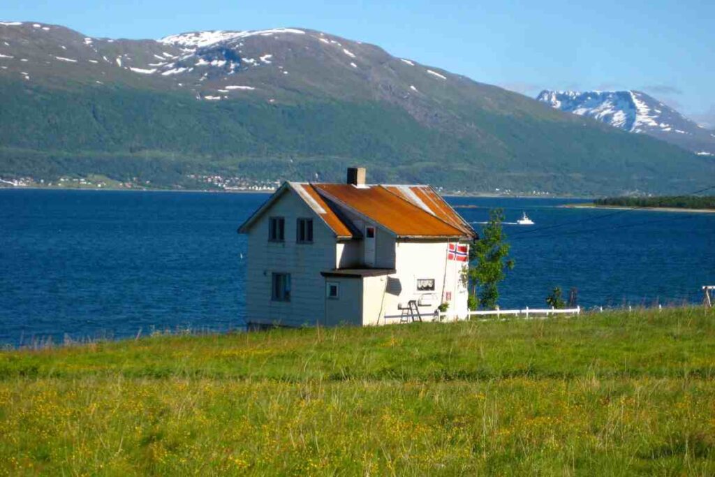 compri casa su questa isola ti danno 84mila euro